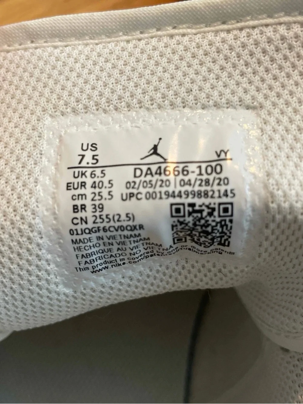 2020 Air Jordan 1 Mid SE Sail Light Blue'